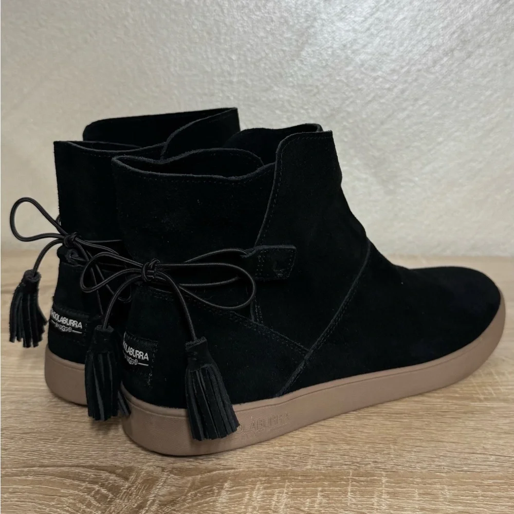 Koolaburra by UGG Skyller Suede Tassel Black Suede Women 11 Flat Ankle Boots